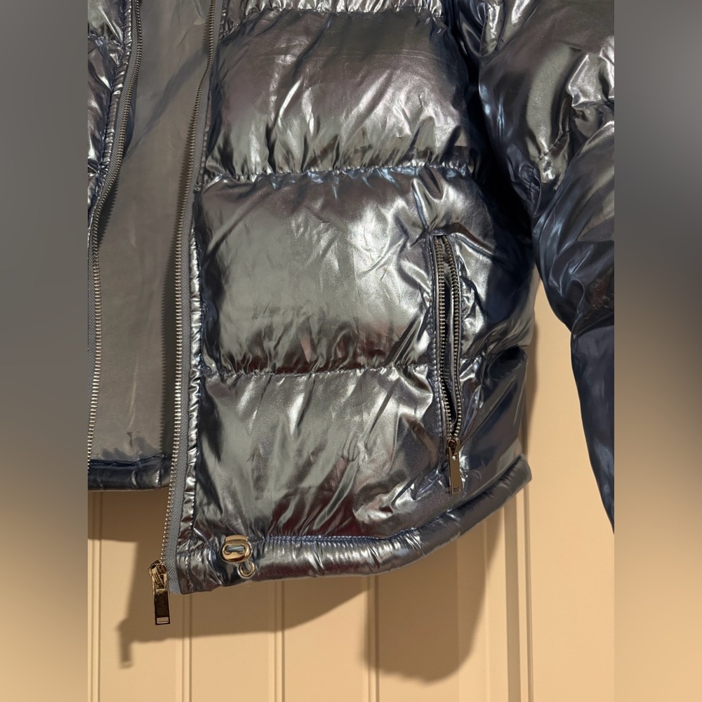 Metallic Puffer Jacket - Picture 5 of 7